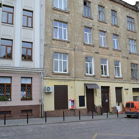 Apartment On Ploshcha Svyatogo Teodora Lviv Bagian luar foto