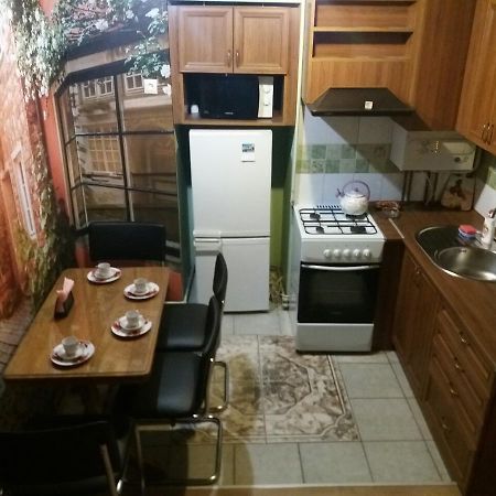 Apartment On Ploshcha Svyatogo Teodora Lviv Bagian luar foto