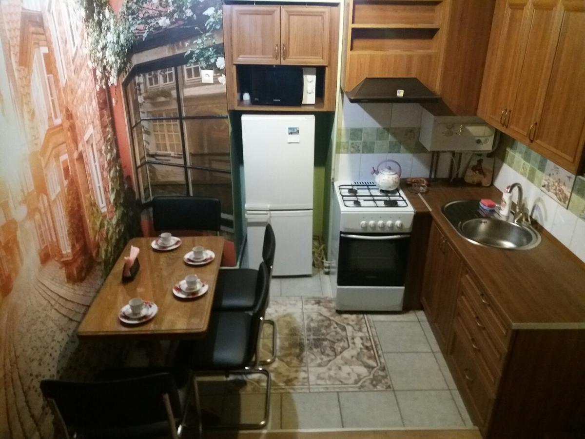 Apartment On Ploshcha Svyatogo Teodora Lviv Bagian luar foto